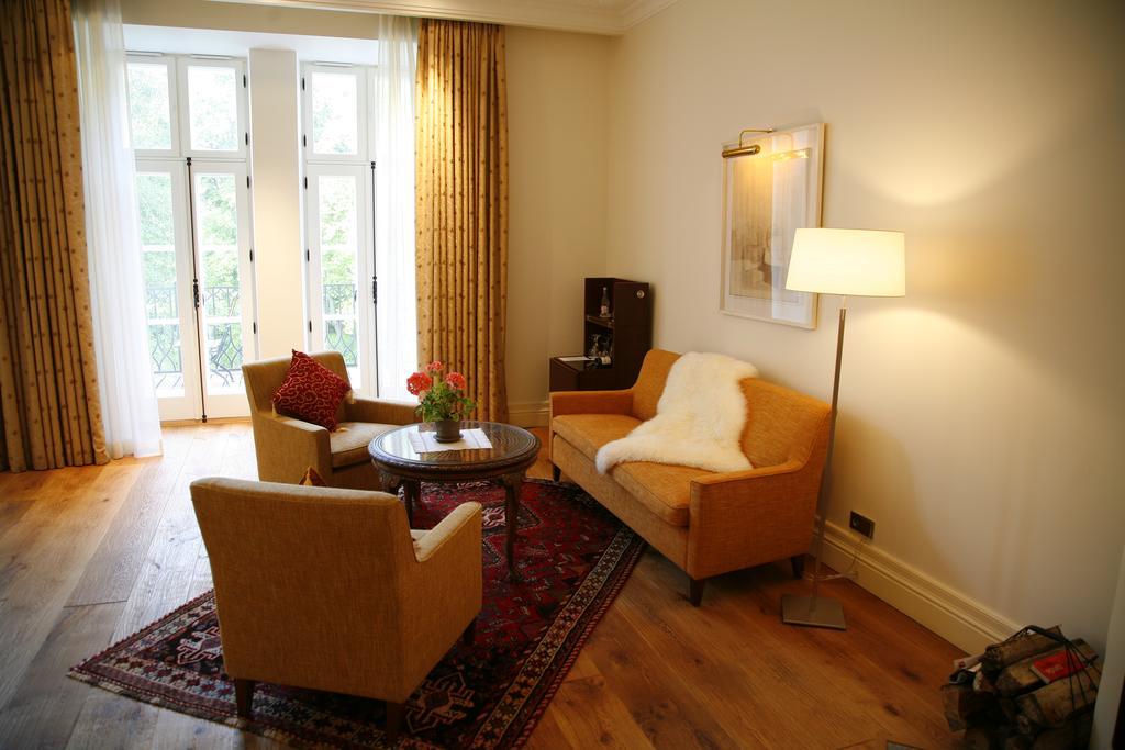 Paedaste Manor מראה חיצוני תמונה